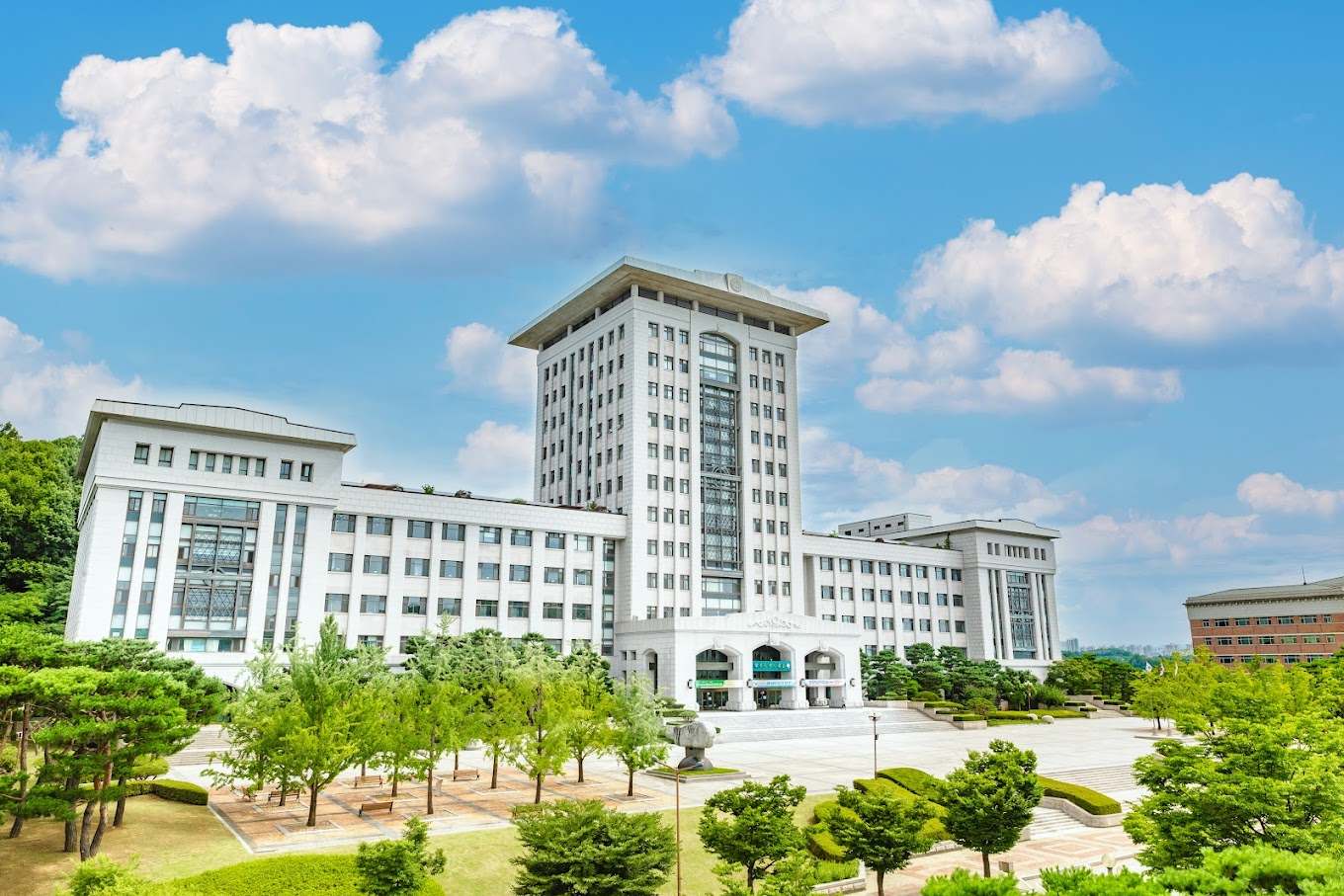 Đại học Sun Moon là nơi tập trung của các tập đoàn lớn như Hyundai, Samsung, LG,...